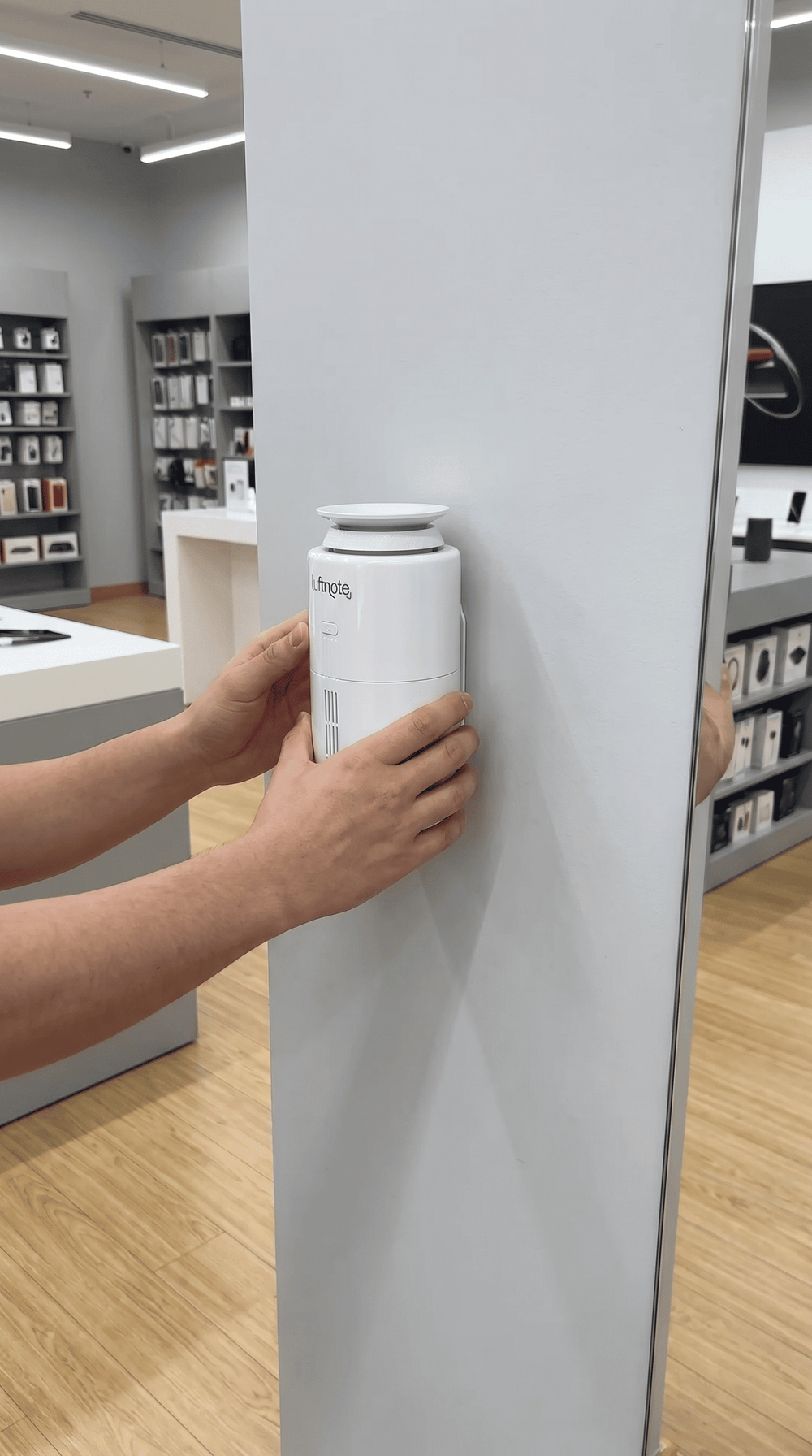 Luftnote Weiß — Wand